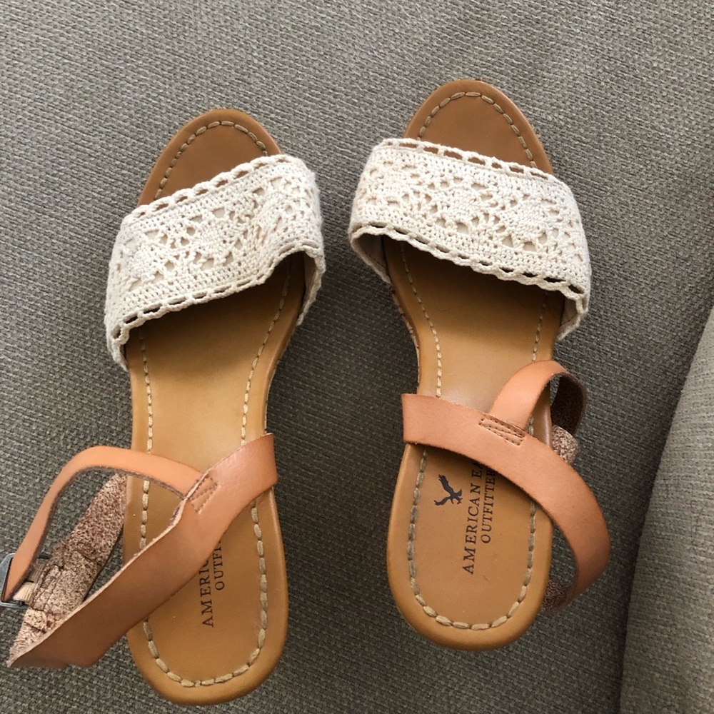 American Eagle outfitters wedges size 9